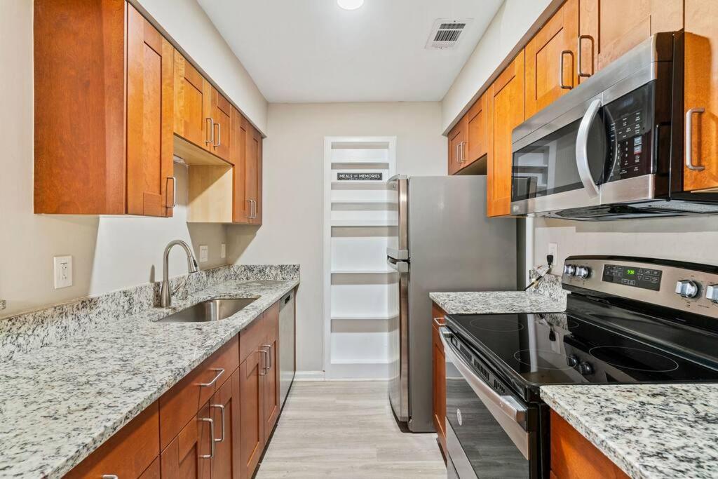 M1 - Private And Serene 1Bdr 1Ba Ensuite Shared Room AtlantaAtlanta  Kültér fotó